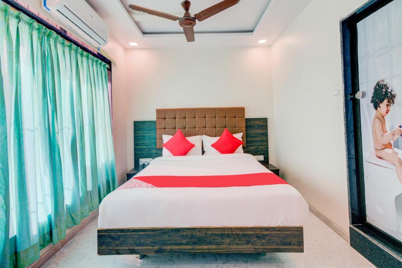 Hotel Golden Palace Lodging And Boarding Thane Bagian luar foto